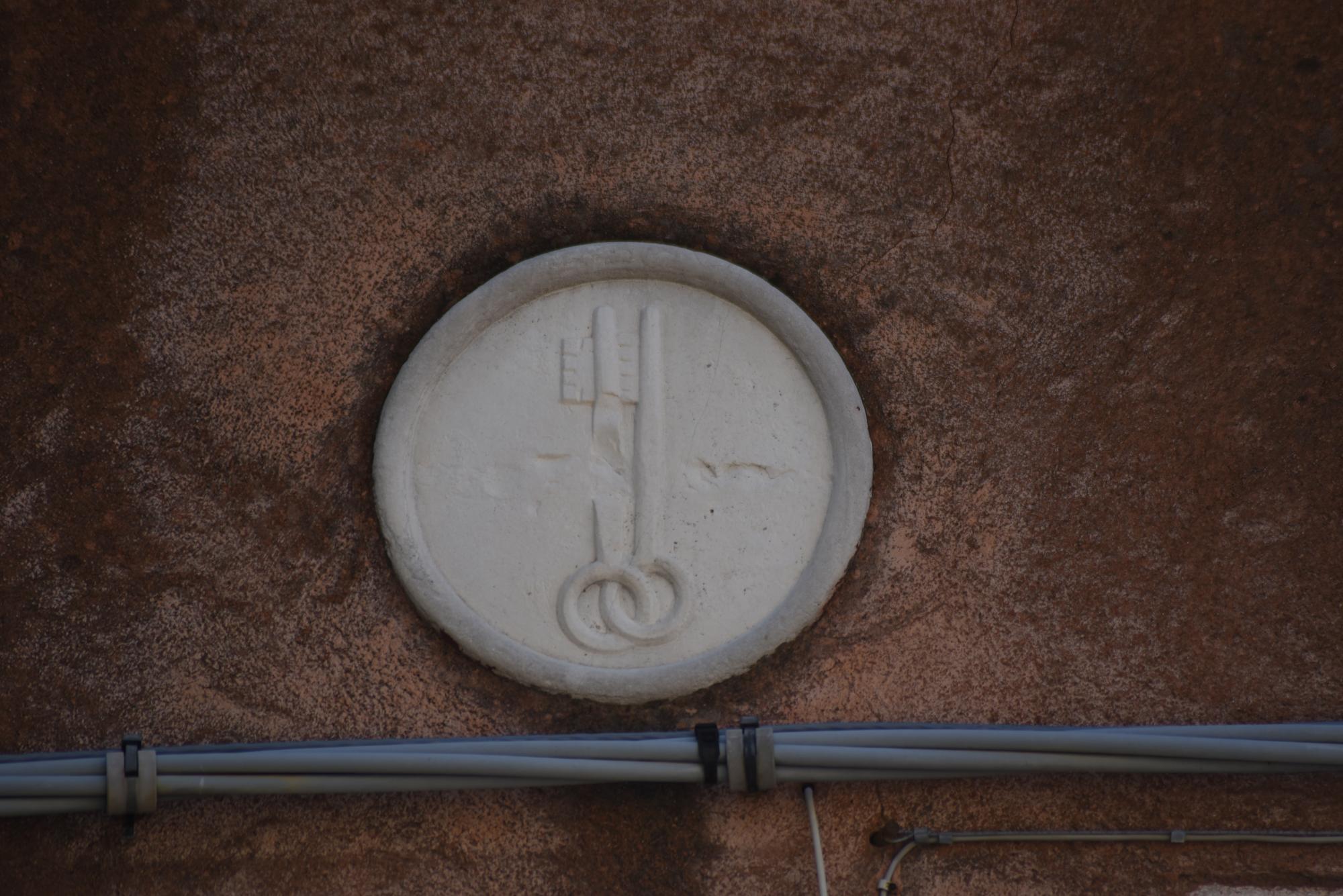 Ecclesiastic symbol – Campo Ruga 150