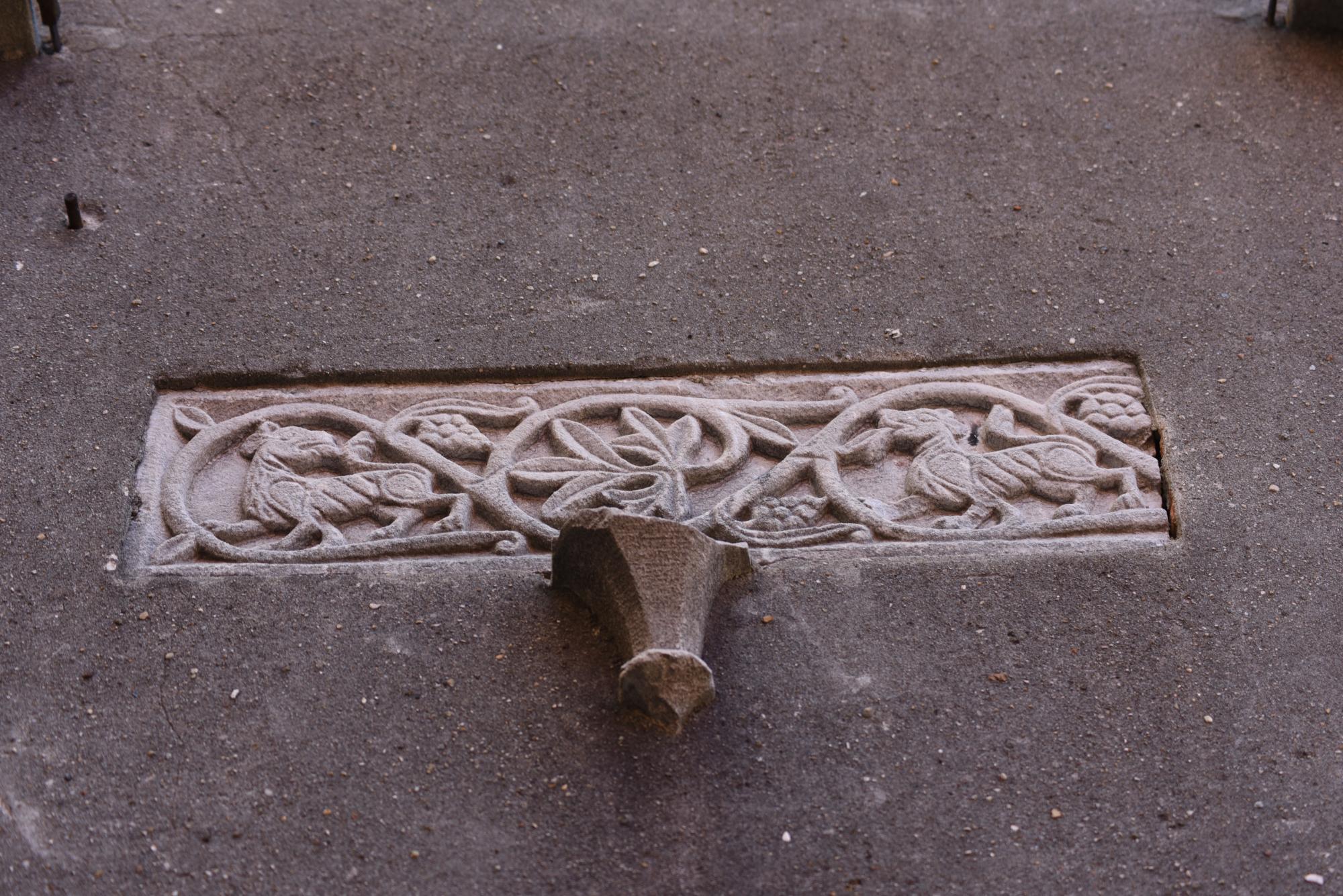 Fragment of a frieze – Calle drio el Forner 482