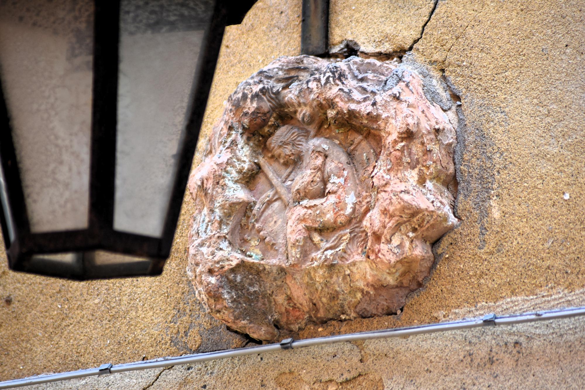 Fragment of sculpture in terracotta – Corte del Cristo 686